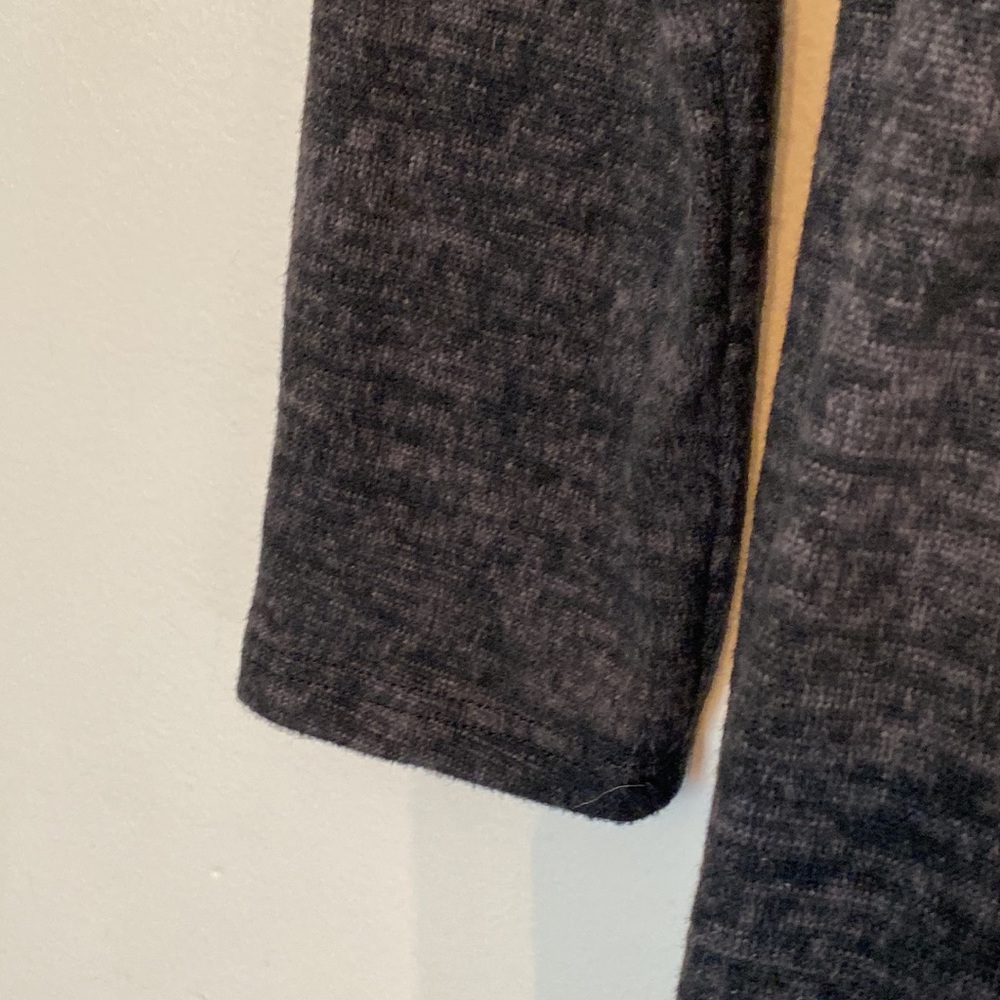 Perfect Peach Grey Heather Long Sleeved Girl's Tiered Maxi Dress size Medium - Picture 6 of 12